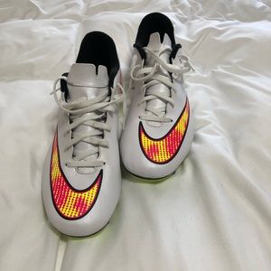 Nike Mercurial Vapor Soccer Cleats